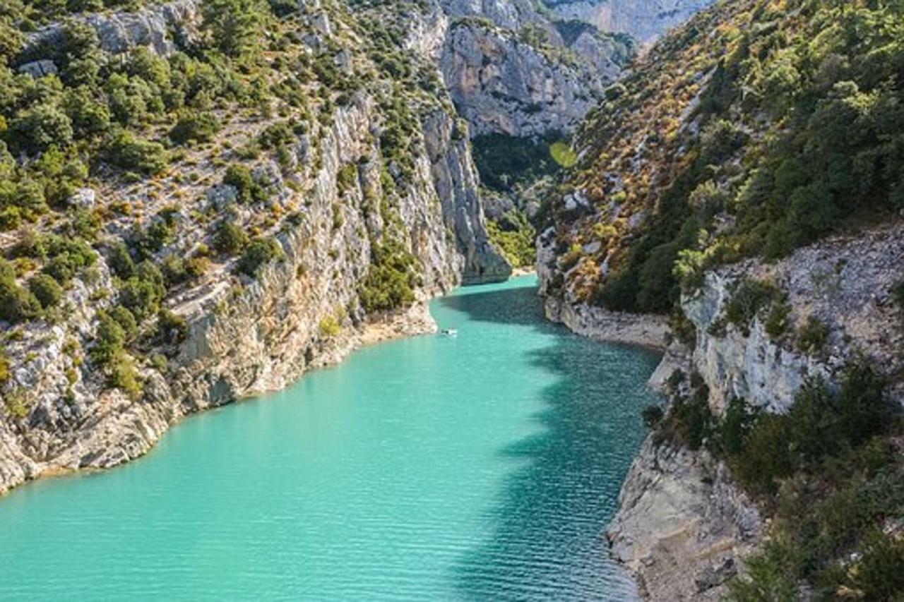 Camping Les Lavandes, Кастеллан Экстерьер фото
